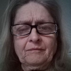 Meet your Posher, Connie